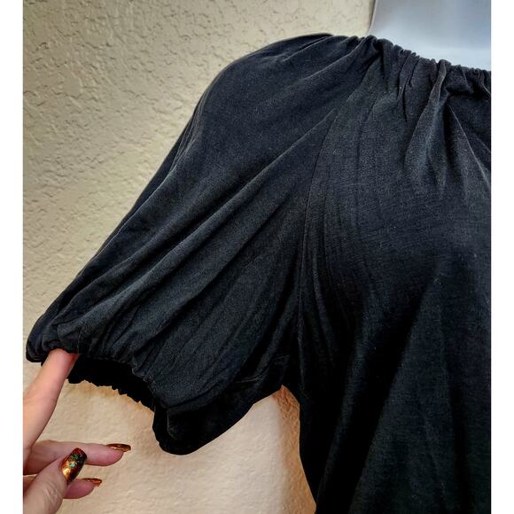 Banana Republic Black Pleated Keyhole Back Silk Top Medium Lightweight Flowy - Picture 2 of 5